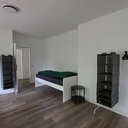 Voll Ausgestattet, 3 Schlafzimmer, 2 Balkone, Wifi Und Parkplatz- In