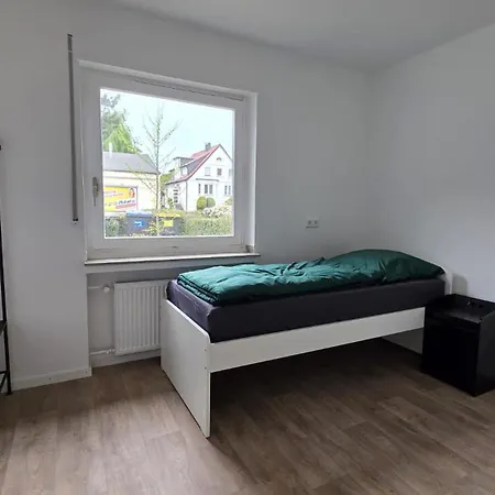 Voll Ausgestattet, 3 Schlafzimmer, 2 Balkone, Wifi Und Parkplatz- In *